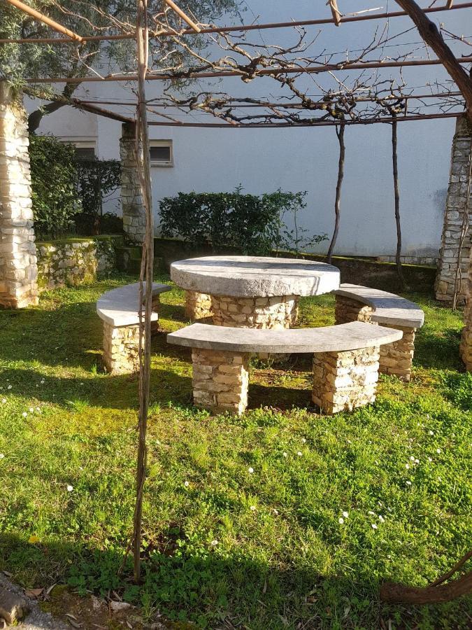Apartment Mit Balkon Porec Ngoại thất bức ảnh