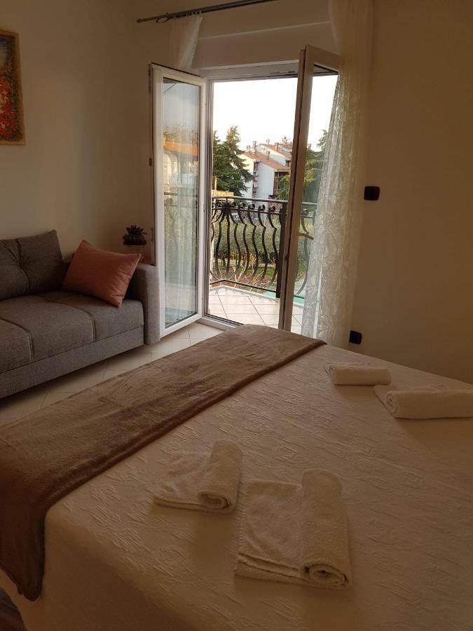 Apartment Mit Balkon Porec Ngoại thất bức ảnh